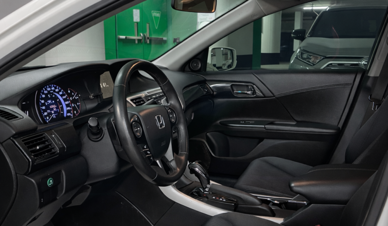 
								HONDA Accord SPORT 2013 full									