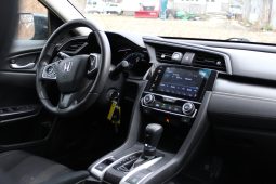 
										Honda Civic LX 2017 full									