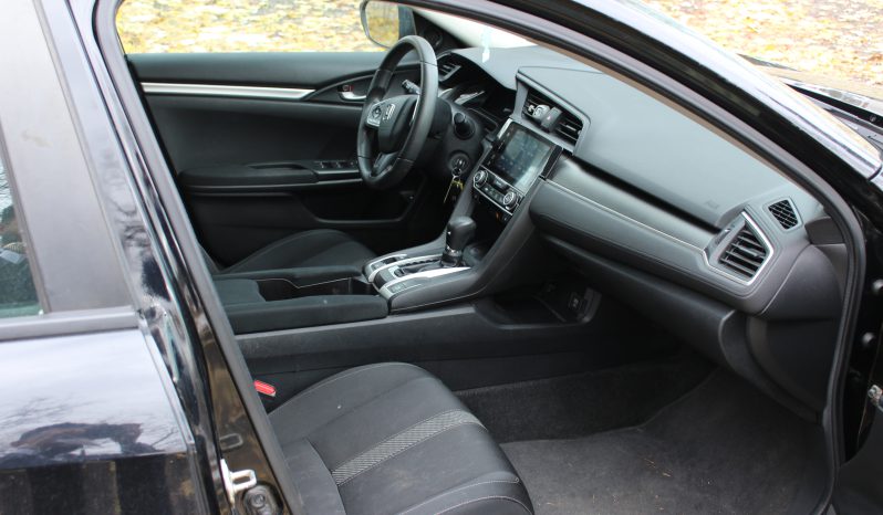 
								Honda Civic LX 2017 full									