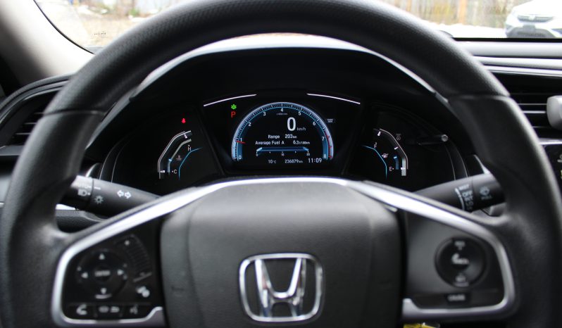 
								Honda Civic LX 2017 full									